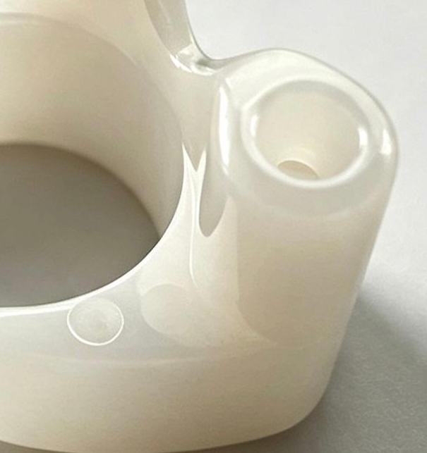 Ceramic injection molding reference component